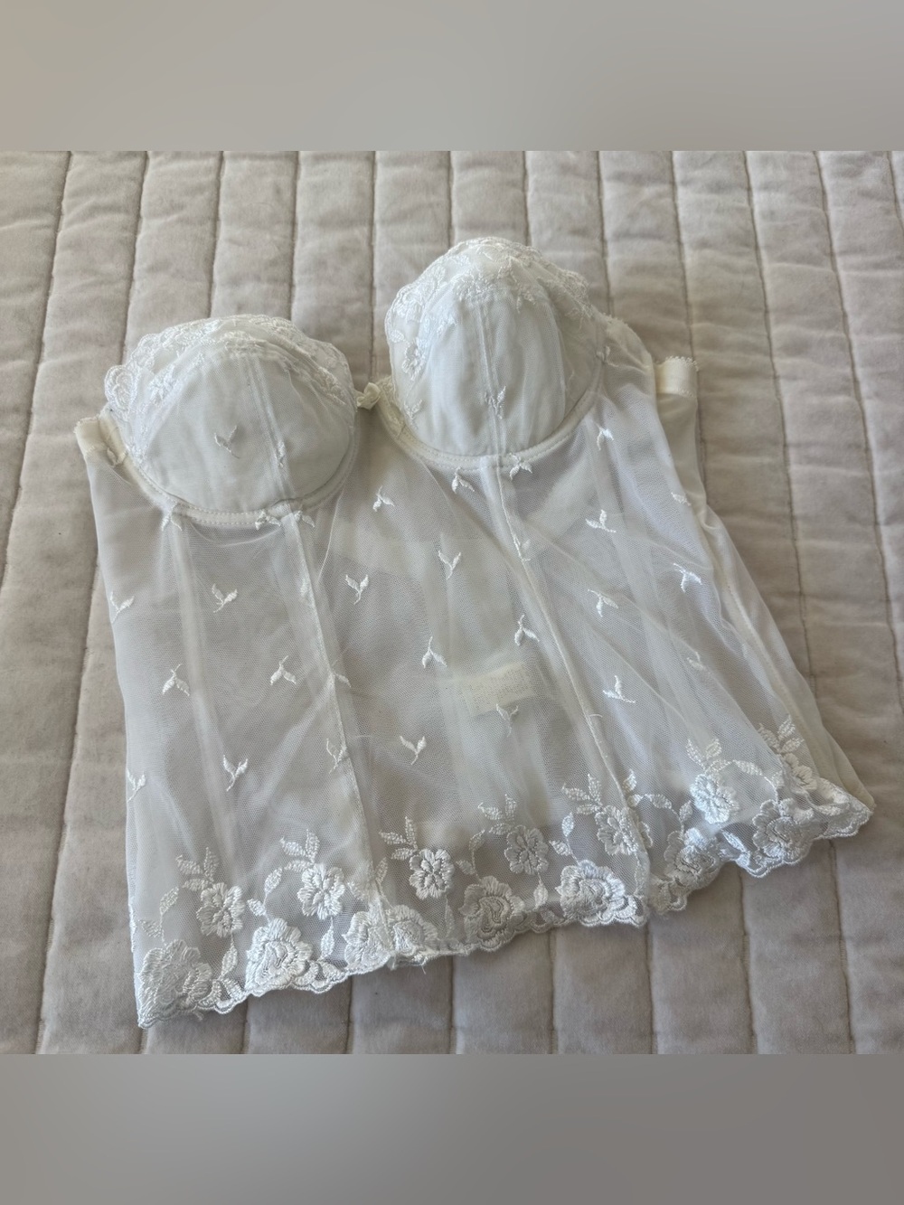 Y2K coquette cottagecore bridal Maidenform white mesh bustier corset top floral